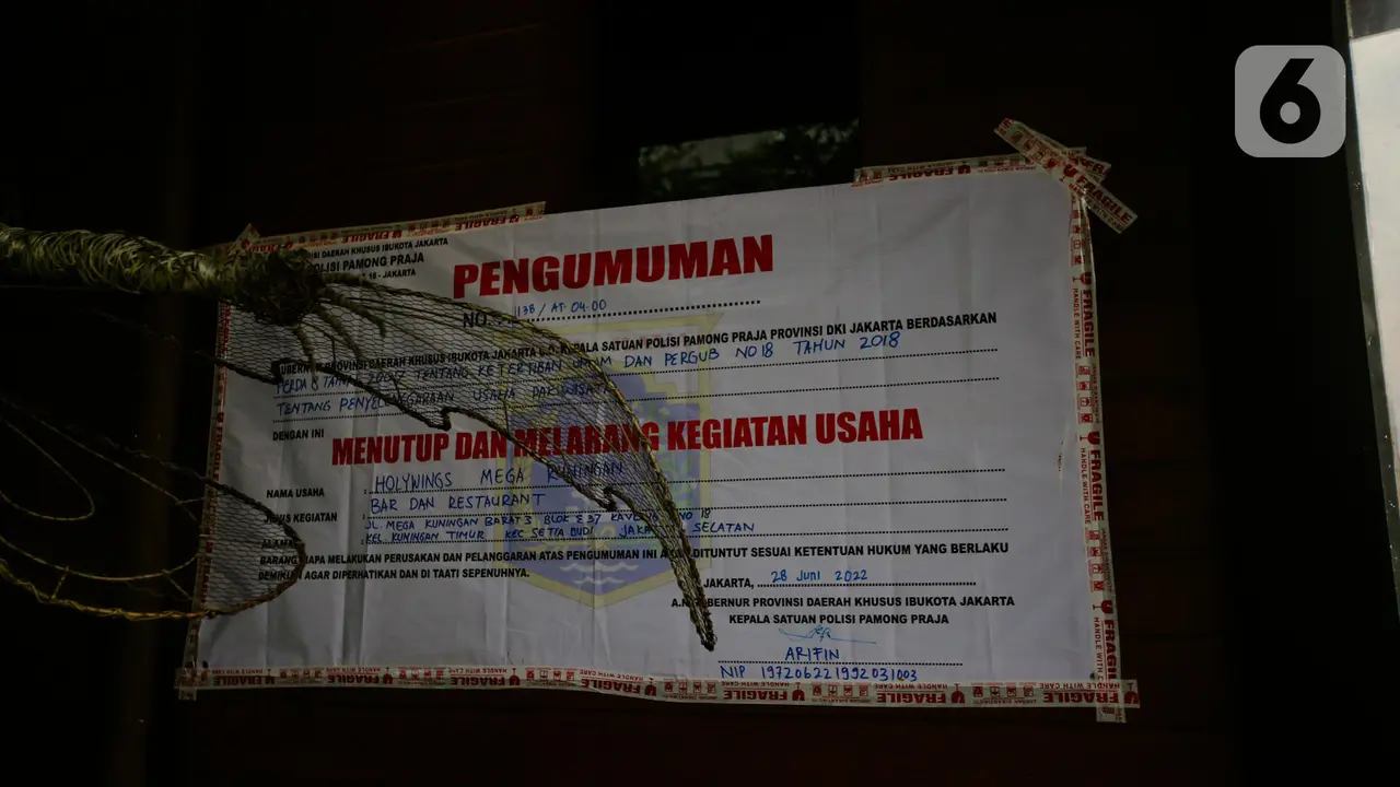 Izin Usaha Kafe Holywings Dicabut