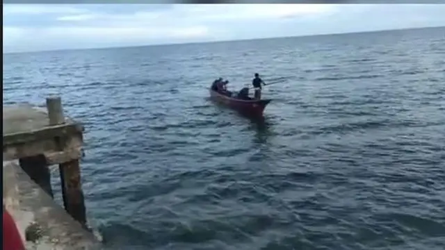 Viral Bidan Bantu Persalinan Ibu Hamil di Tengah Laut, Kisahnya Bikin Haru