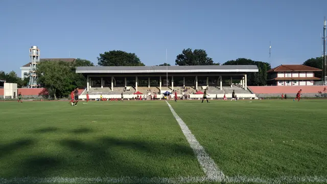Stadion UNS