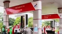 Harga premium diturunkan menjadi Rp 6.550 mulai 1 April. Sementara itu, razia narkoba di sejumlah lapas libatkan ratusan petugas gabungan.