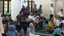 Penyandang disabilitas berkumpul di Masjid El Syifa, Ciganjur, Jakarta, Senin (27/5/2019). Masjid El Syifa memiliki fasilitas pendukung bagi para penyandang disabilitas. (Liputan6.com/Herman Zakharia)