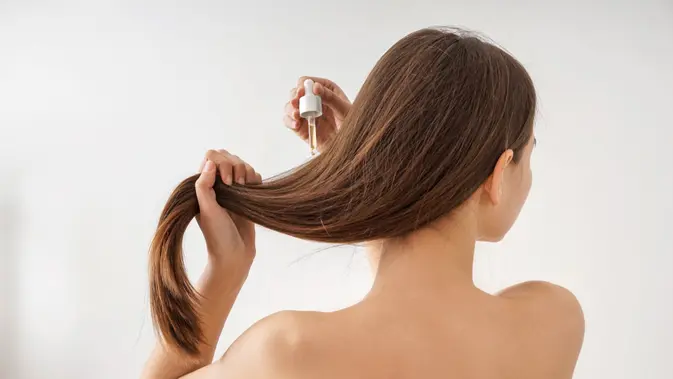 5 Cara Membiasakan Rambut Untuk Lebih Jarang Dicuci Beauty Fimela Com