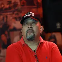 Sayangnya hal itu belum dapat dilakukan mengingat usia cucunya yang masih terlalu kecil. "Belum lah, usianya masih kecil," tandas Indro Warkop. (Wimbarsana K/Bintang.com)