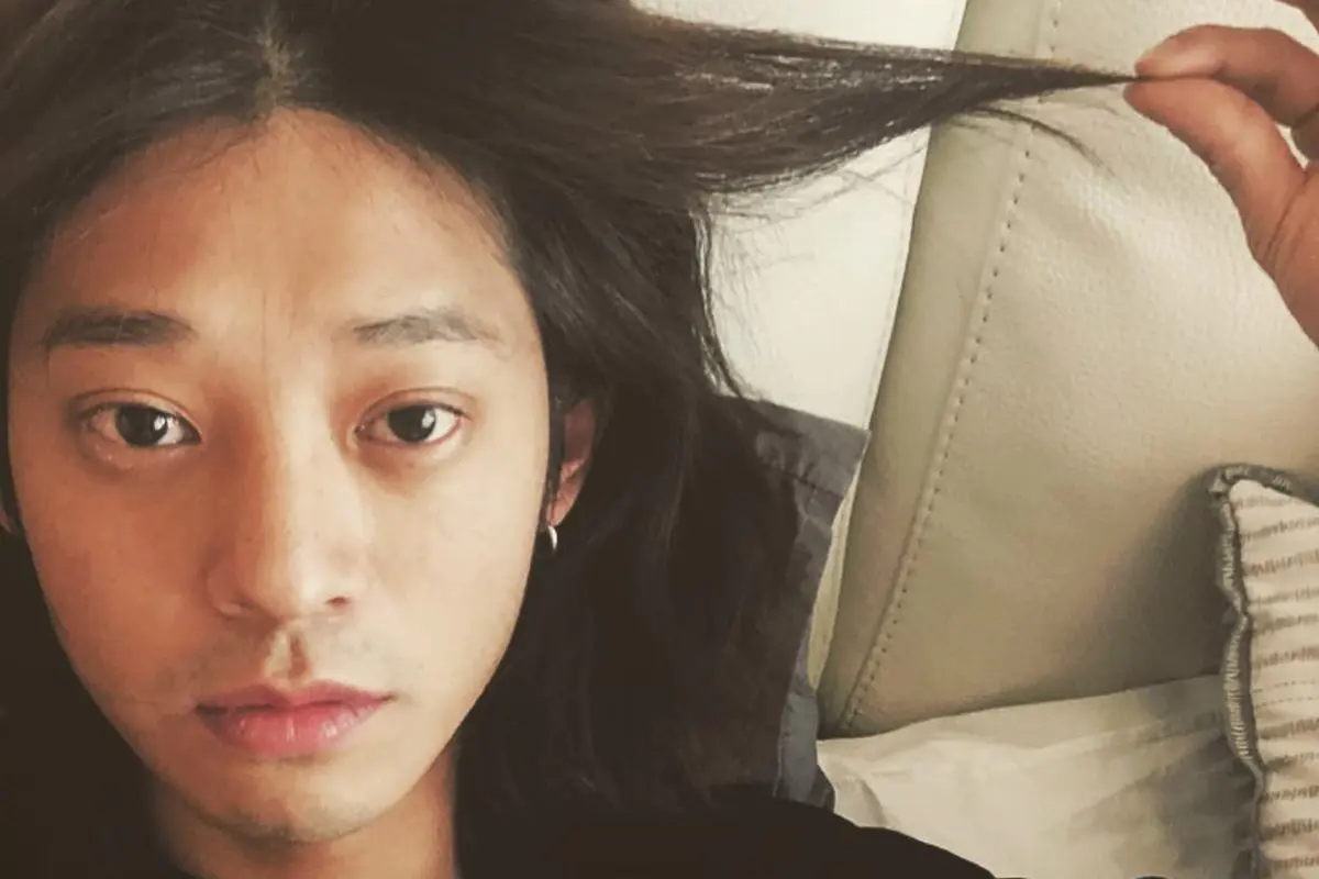 Jung Joon Young (Instagram/ sun4finger)