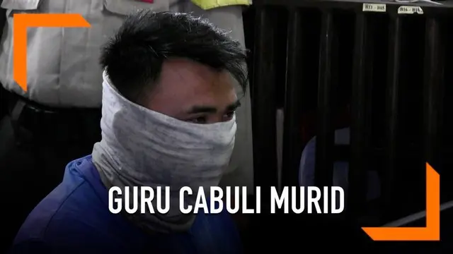 Seorang guru olahraga harus berurusan dengan polisi setelah mencabuli muridnya sendiri di kelas dan perpustakaan.