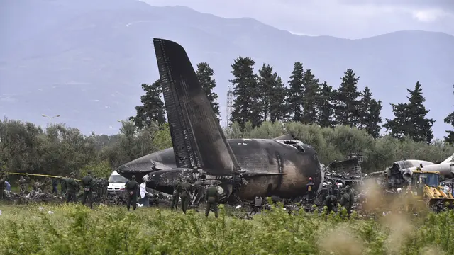 Pesawat Militer Aljazair Jatuh, 257 Penumpang Tewas