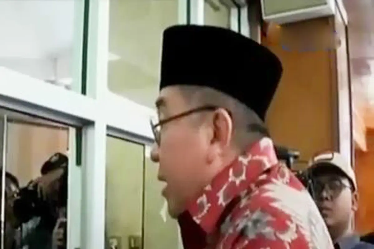 Gubernur Ridwan Mukti