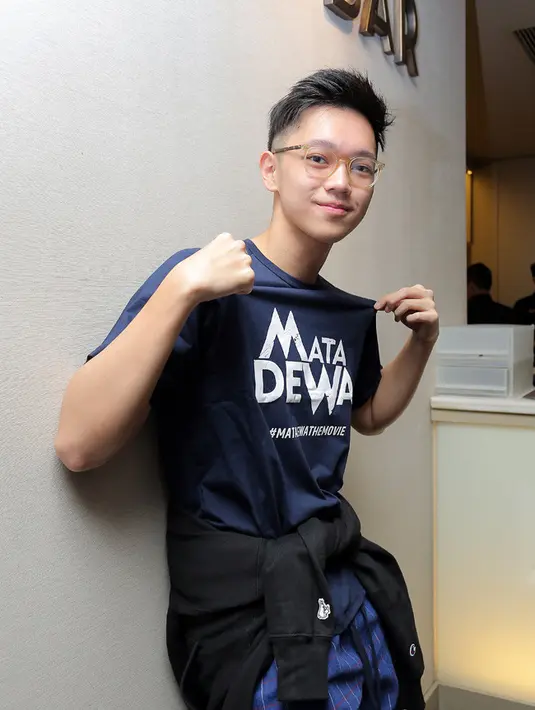 Terdapat pemeran yang merupakan asli dari Jawa Timur merupakan hal yang cukup membantu bagi Brandon untuk memperlancar dialek Surabayanya. (Deki Prayoga/Bintang.com)