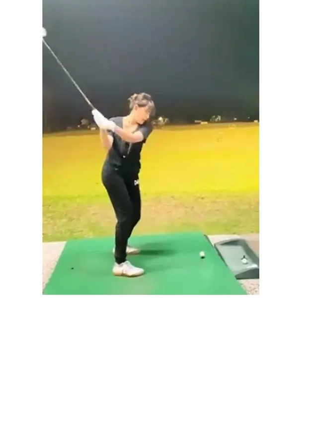 Jajal Bermain Golf, Ini 6 Potret Via Vallen saat  Berolahraga