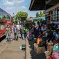 Puncak arus mudik di Terminal Bus Kampung Rambutan diprediksi terjadi mulai 19 April mendatang atau bersamaan dengan libur cuti bersama. (Liputan6.com/Faizal Fanani)