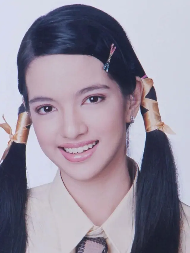 [Bintang] Bikin Pangling, Ini 18 Foto Jadul Artis Indonesia