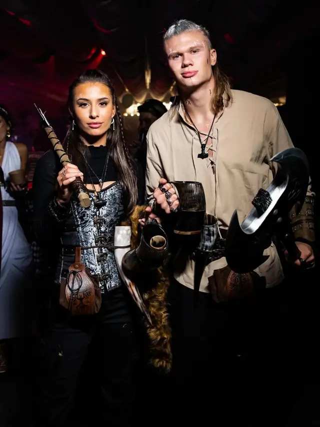 Erling Haaland dan sang pacar Isabel Haugseng Johansen