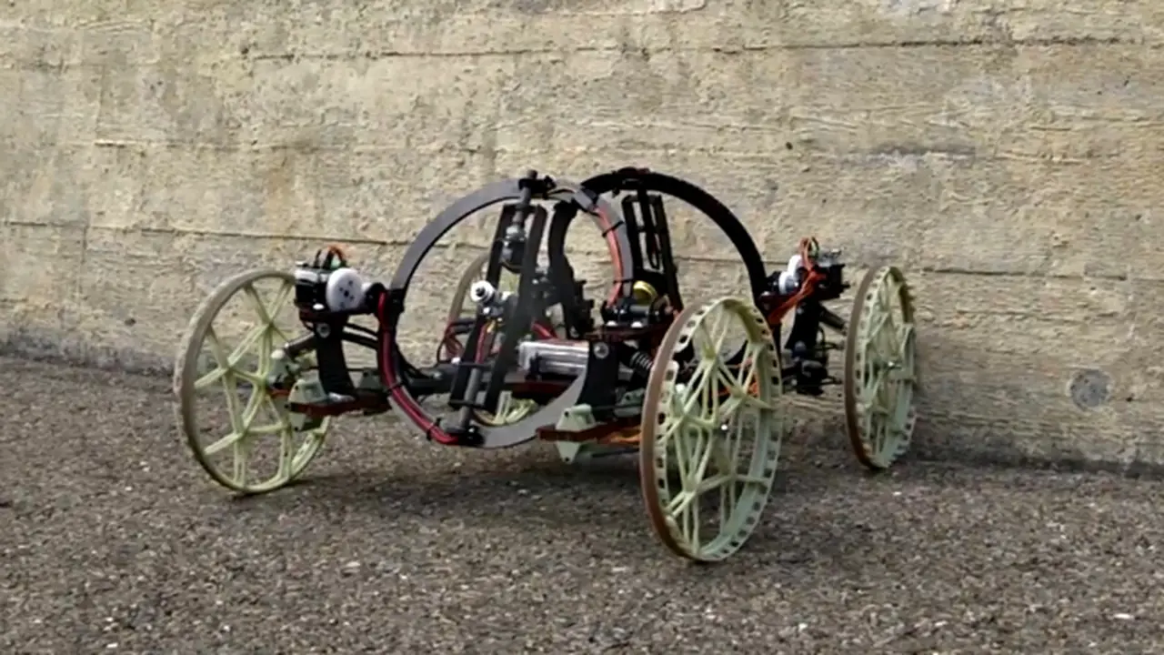 Keren, Mobil Robot Ini Bisa Memanjat Tembok Tegak *VIDEO