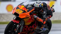 Pembalap KTM, Pol Espargaro. (MOHD RASFAN / AFP)