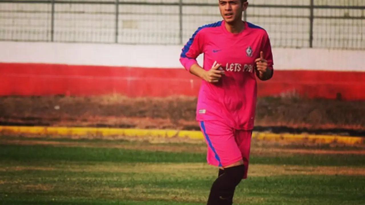 [Bintang] Rifky Balweel