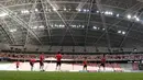 Suasana latihan Singapura jelang laga Piala AFF 2018 di Stadion Nasional, Singapura, Kamis (8/11). Singapura akan melawan Timnas Indonesia. (Bola.com/M. Iqbal Ichsan)