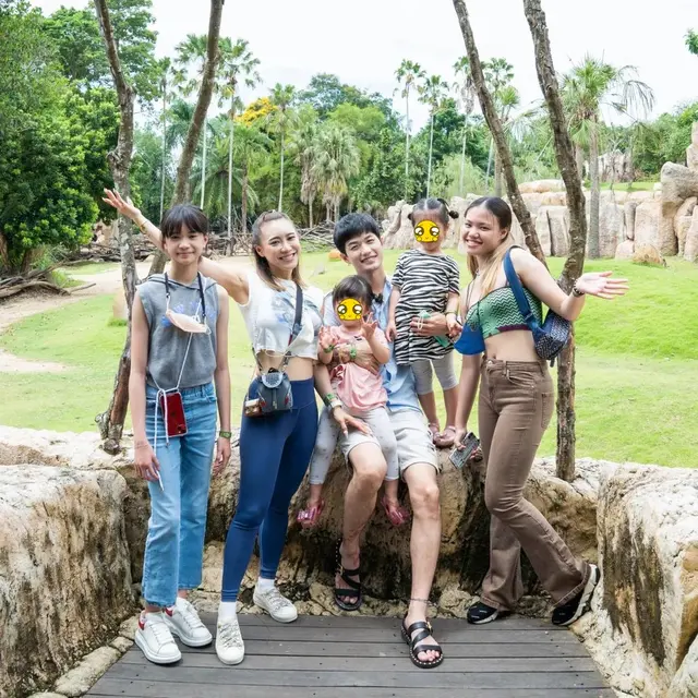4 Tahun Menikah, Ini 6 Potret Mesra Lee Jeong Hoon dan Moa Aeim