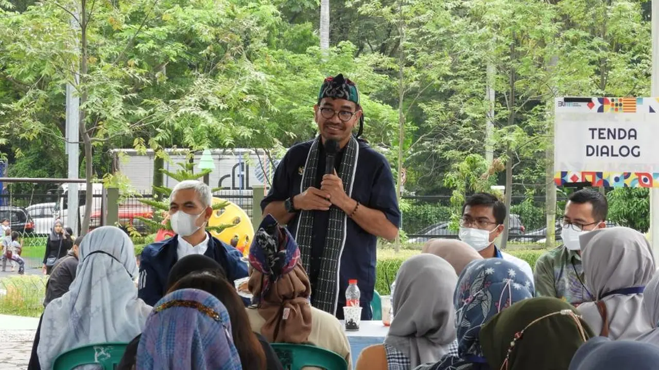 Staf Khusus Menteri BUMN Arya Sinulingga mengungkap Erick Thohir meminta perusahaan pelat merah untuk memetakan daerah-daerah yang memiliki potensi pertumbuhan ekonomi