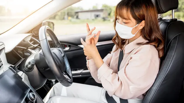 Life Skill yang Wajib Dimiliki Perempuan yang Sering Menyetir Mobil Sendiri