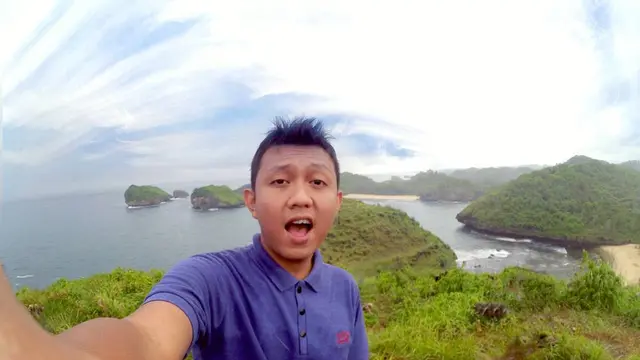 Akui Pernah Terpuruk, 6 Foto Lawas Denny Caknan Ini Curi Perhatian