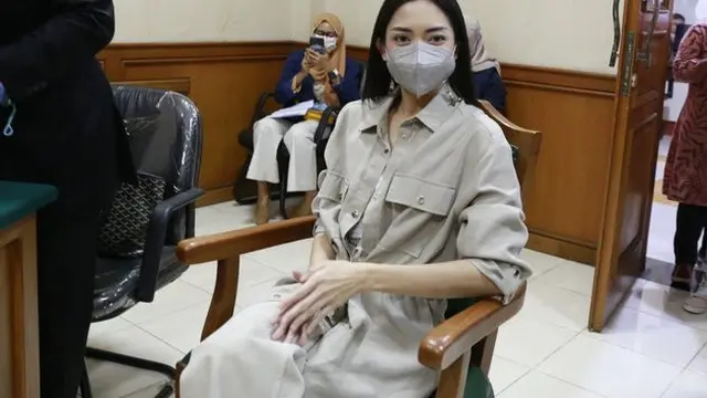 7 Momen Kebersamaan Ririn Dwi Ariyanti dan Aldi Bragi Jalani Sidang Perceraian