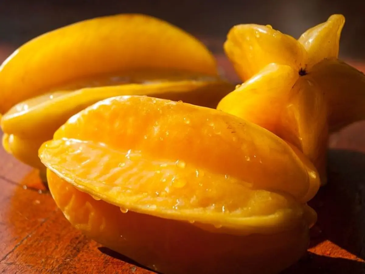Rengkuh  Manfaat Hebat Rutin Makan Belimbing - Health Liputan.com