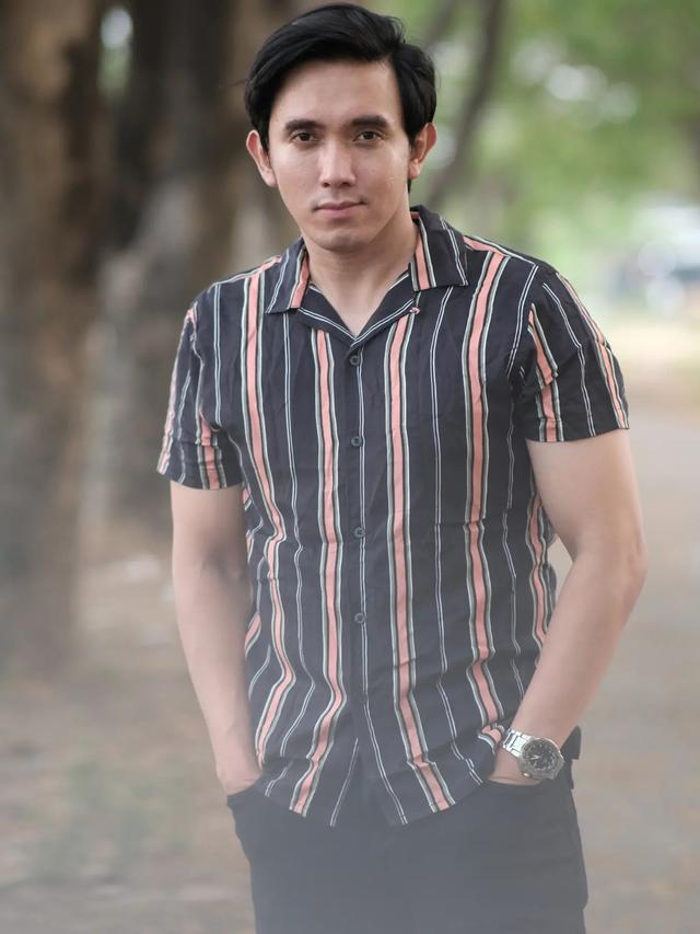 Ahmad Nowmenta Putra dikenal sebagai konten kreator dan penulis buku sejarah.