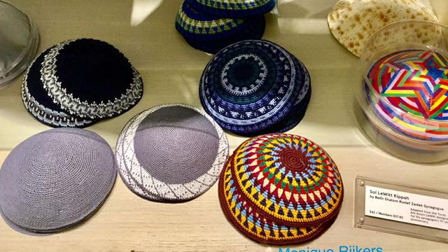 Tak Hanya Putih Ternyata Ada Macam Macam Kippah Yahudi Lifestyle Liputan6 