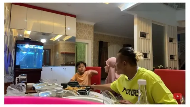 8 Momen Nathalie Holscher dan Sule Kembali Buka Puasa Bersama, Kompak Banget