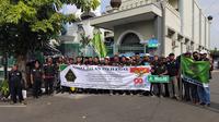 PWI-LS Tuntut Perusakan Nisan Makam Sunan Muria Diusut Tuntas (Foto: Arief Pramono/Liputan6a.com)