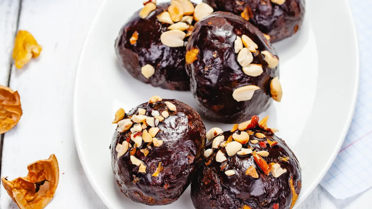 kue coklat kacang
