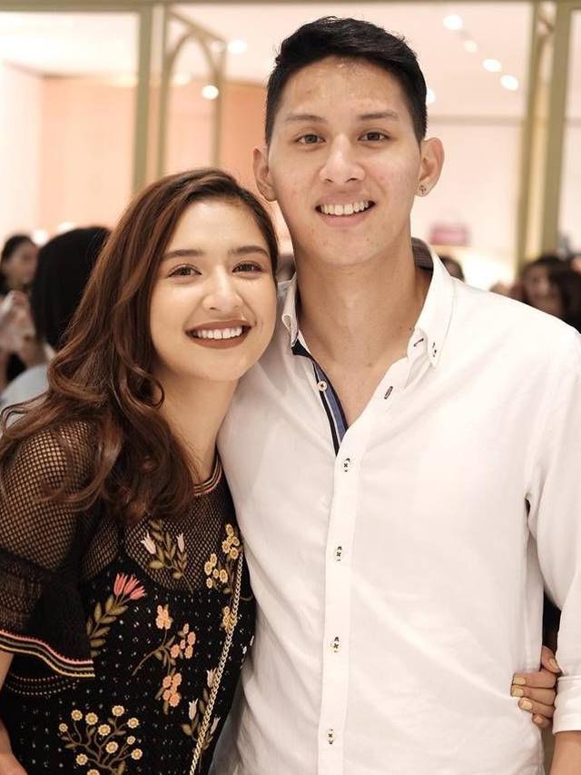 Mikha Tambayong dan Daniel Wenas