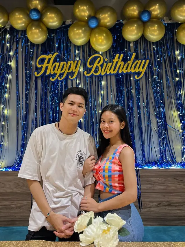 6 Potret Kebersamaan Melly Lee dan Tama Kim, Sudah 4 Tahun Pacaran