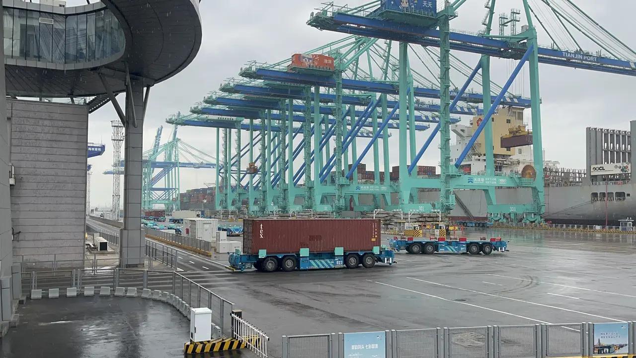 Pelabuhan Tianjin