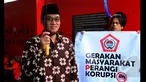 Mantan Pimpinan KPK, M. Yasin mendatangi gedung Komisi Pemberantasan Korupsi (KPK), Jakarta, Senin (19/1/2015). (Liputan6.com/Faisal R Syam)