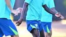 Di fase grup, Brasil berhasil mengumpulkan lima poin dengan mencetak lima gol dan dua kali kebobolan. (Frederic J. BROWN/AFP)