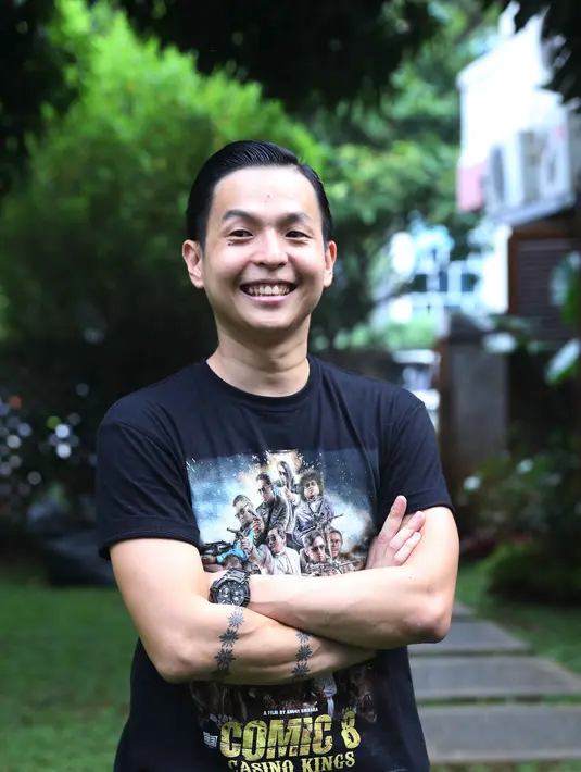 Saat Ernest ditemui di kantor Falcon Pictures, Duren Tiga, Jakarta Selatan, Kamis (10/3/2016) mengatakan imbas dari film itu membuat para komika yang terlibat ikut terkenal. (Nurwahyunan/Bintang.com)