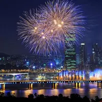 Ketika habiskan malam tahun baru di Jabodetabek, tempat-tempat ini yang bisa disambangi.