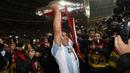 Selebrasi Carlos Tevez striker Manchester United usai menjadi juara Liga Champions tahun 2008 dengan mengalahkan Chelsea di Stadion Luzhniki, Ukraina. (AFP/Adrian Dennis)