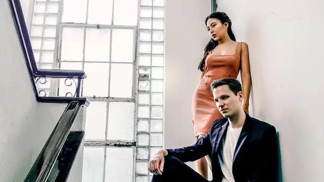 Potret Nadya Vega bersama suaminya (Sumber: Instagram/@thenadiavega)