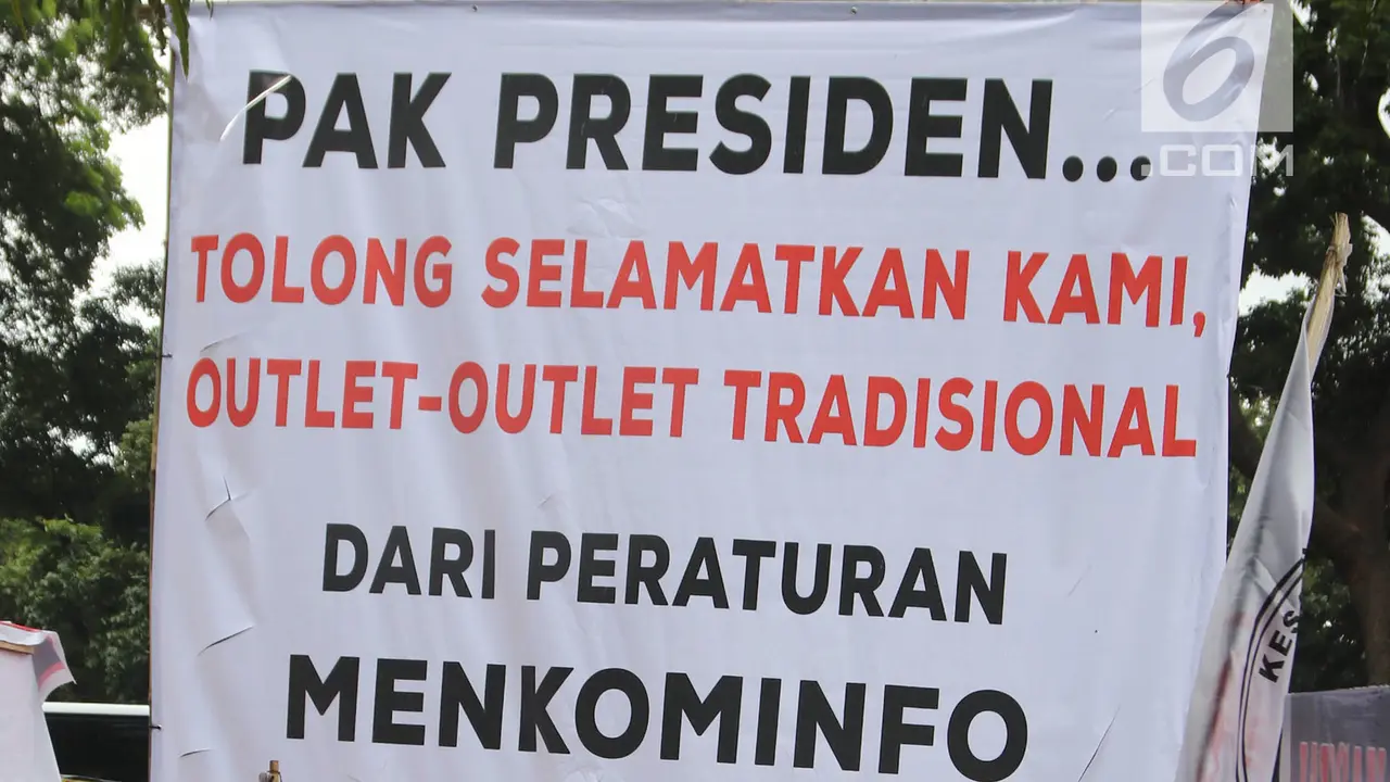 Geruduk Kemenkominfo, Pedagang Pulsa Tolak Pembatasan SIM Card