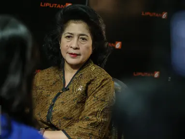 Menteri Kesehatan (Menkes), Nila F Moeloek saat melakukan wawancara khusus dengan tim Liputan6.com di kantor Kementerian Kesehatan, Jakarta, Selasa (30/6/2015). (Liputan6.com/Faizal Fanani)