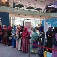 Peserta Audisi Puteri Muslimah Indonesia 2017 Surabaya, antusias mengikuti jalannya audisi. (Dokumentasi Indosiar)