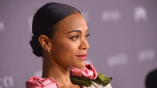 [Bintang] Zoe Saldana