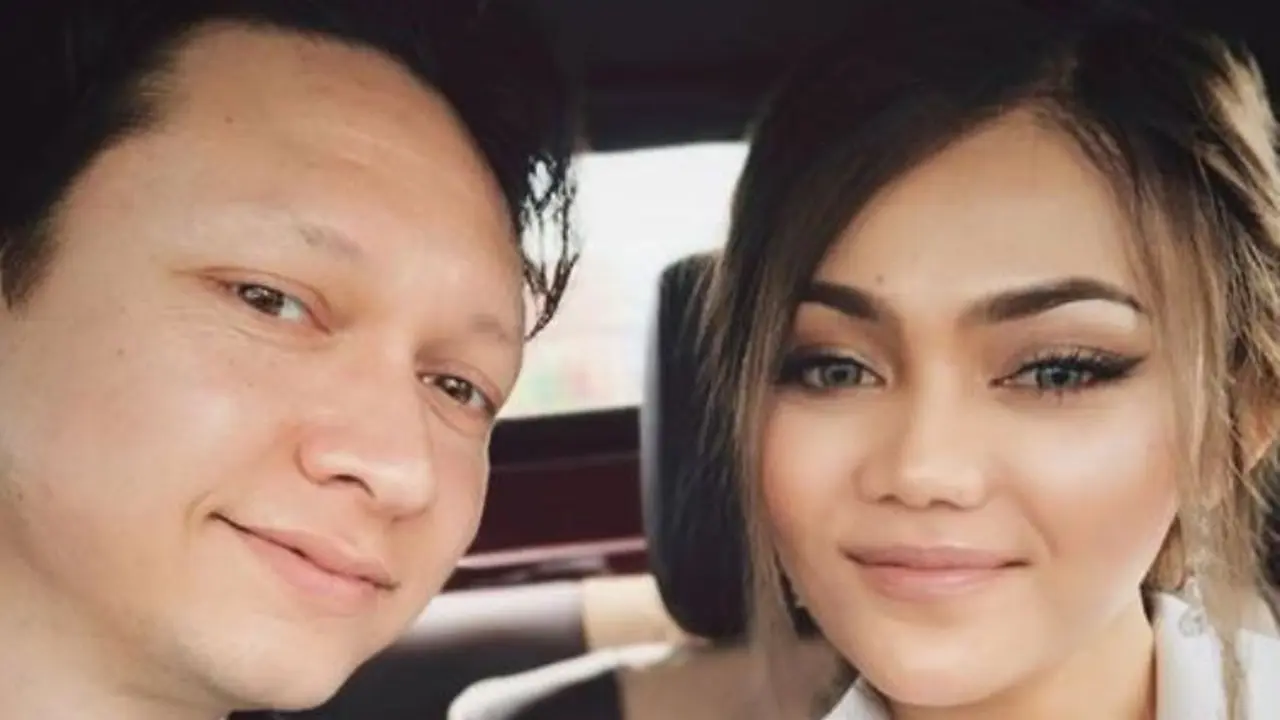 Rina Nose dan Josscy Aartsen (Foto: Instagram/@rinanose_16)