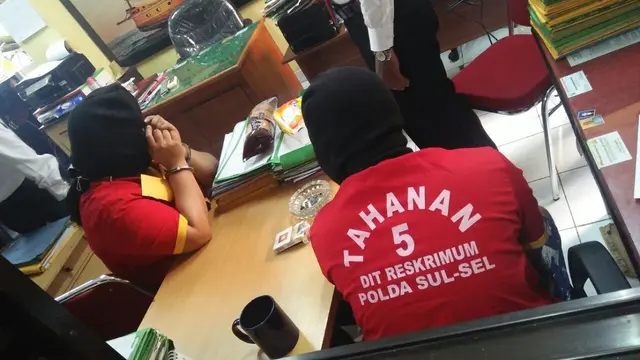 Dua mahasiswi makassar tersandung dugaan penipuan seks komersil (Liputan6.com/ Eka Hakim)