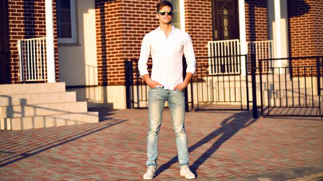 Ilustrasi reguler fit jeans