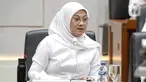 Menteri Ketenagakerjaan Ida Fauziyah saat mengikuti rapat kerja dengan Komisi IX DPR di Kompleks Parlemen Senayan, Jakarta, Selasa (6/6/2023). (Liputan6.com/Faizal Fanani)