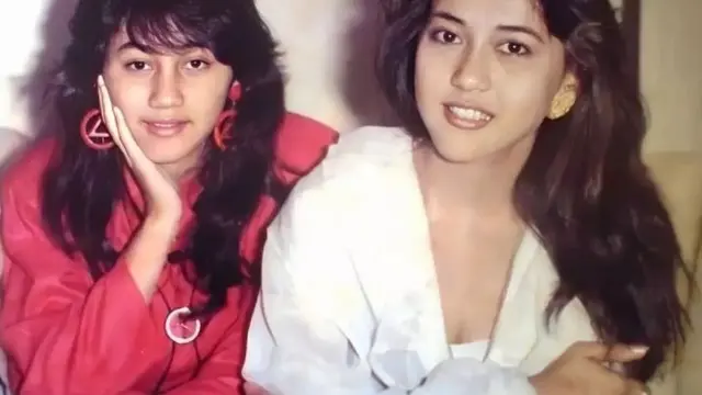 Nike Ardilla bersama rekan artis (Instagram/@NikeArdillaOfficial)