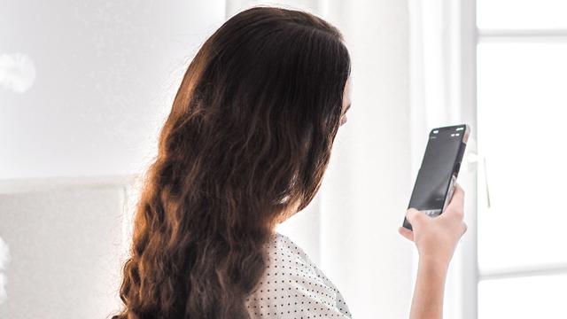 Ilustrasi minta maaf lewat chat